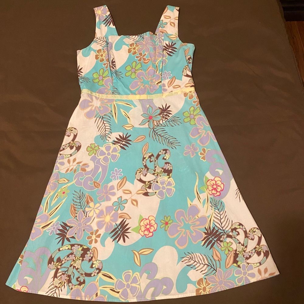 Gently used dress size 8P floral torquoise
